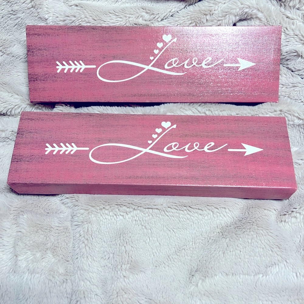 Wall “LOVE” Decor for vanity room!